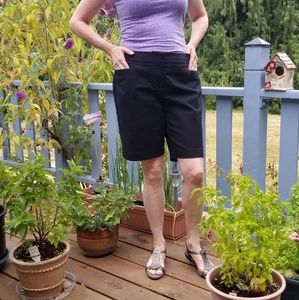 APT. 9 Black Bermuda Shorts sz 12